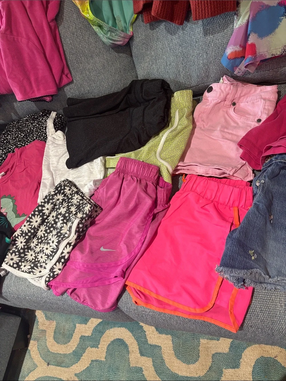 Girls 30 piece kids bundle! 10/12